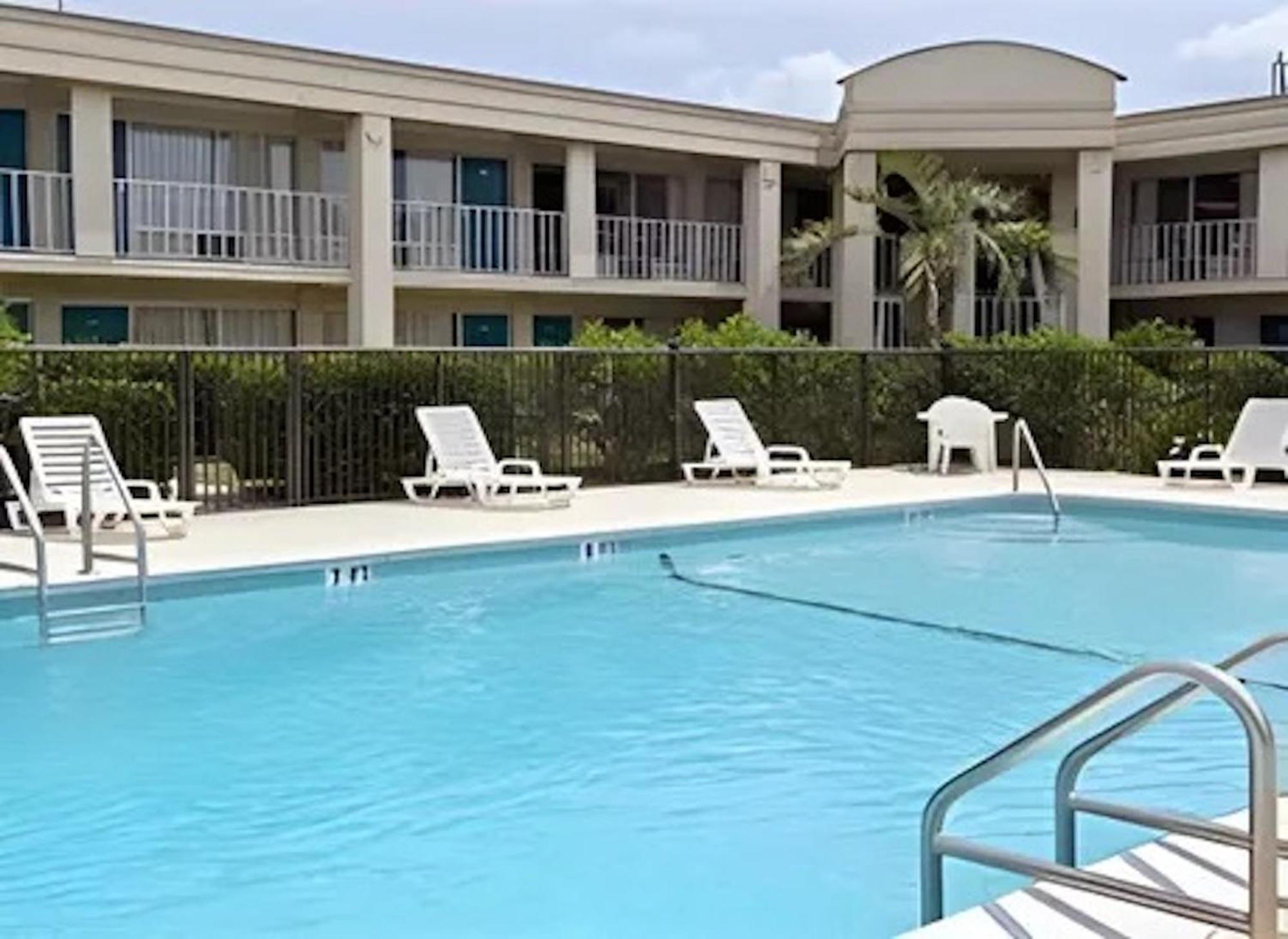 7 Studio 6 Hotels in the United States for Budget Road Trips